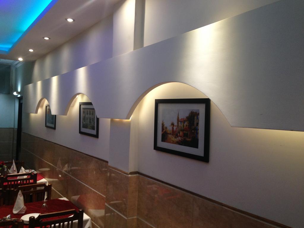 Hotel Ekant Faridabad Esterno foto